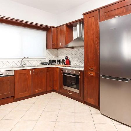 Apartament Charming And Comfy House Agia Marina Zewnętrze zdjęcie