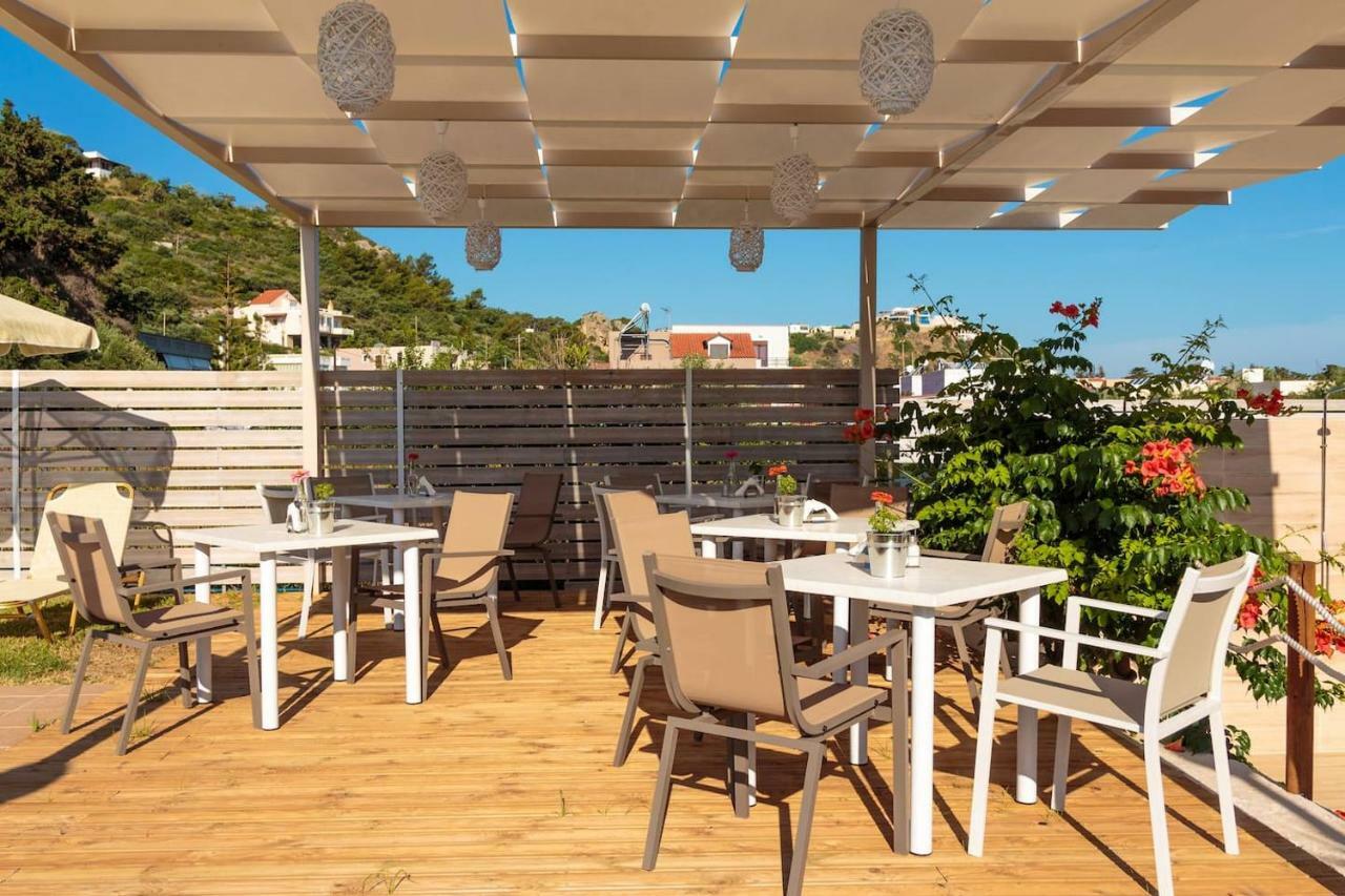 Apartament Charming And Comfy House Agia Marina Zewnętrze zdjęcie